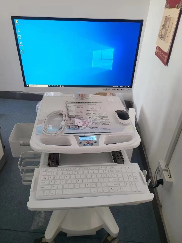 蚌埠某医院移动护理查房车安装